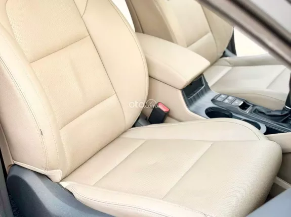 Hyundai Tucson 2.0 Đặc biệt 2018 - Một chủ từ mới chuẩn km đi