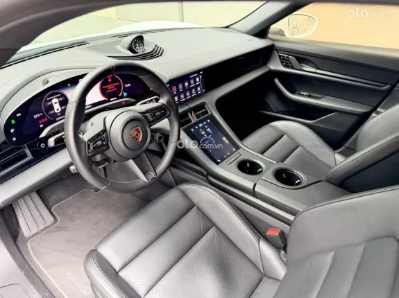 Porsche Taycan 2021 - Porsche Taycan 2022