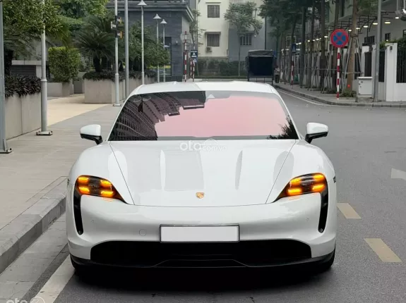 Porsche Taycan 2021 - Porsche Taycan 2022