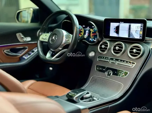 Mercedes-Benz C300 AMG 2019 - Xe đẹp tuyệt đối