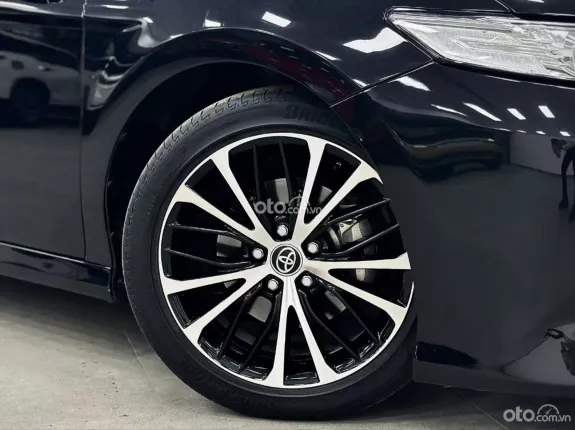 Toyota Camry 2.5Q 2021 - Siêu đẹp
