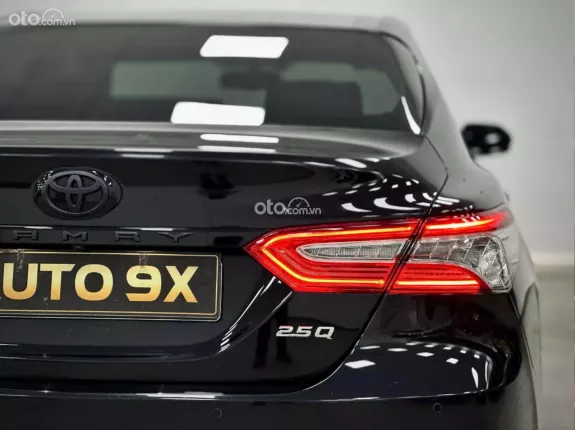 Toyota Camry 2.5Q 2021 - Siêu đẹp