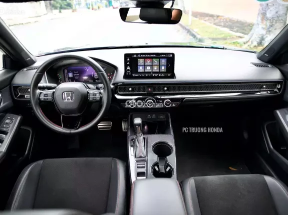 Honda Civic 1.5 Turbo RS 2024 - ODO: 15.000KM, BẢN CAO CẤP, CỰC SIÊU LƯỚT