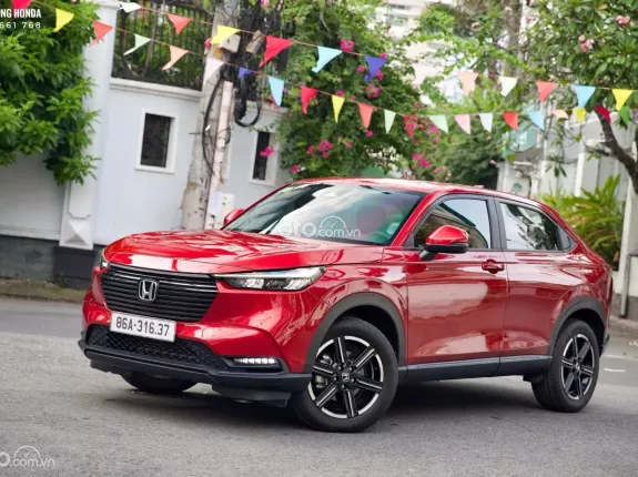 Honda HR-V G 2024 - ODO: CHỈ 9.000KM, NHẬP THÁI LAN, SIÊU MỚI