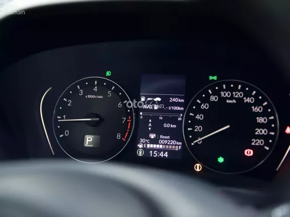 Honda HR-V G 2024 - ODO: CHỈ 9.000KM, NHẬP THÁI LAN, SIÊU MỚI