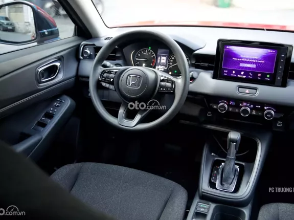 Honda HR-V G 2024 - ODO: CHỈ 9.000KM, NHẬP THÁI LAN, SIÊU MỚI