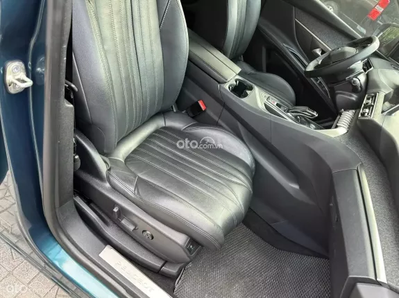 Peugeot 5008 1.6L Turbo 2019 - Xe đẹp tuyệt đối không lỗi