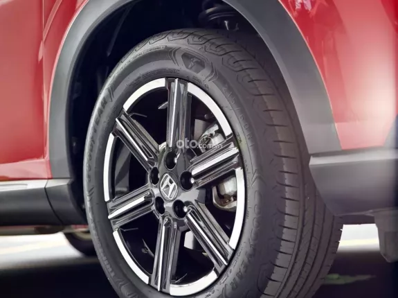 Honda HR-V G 2024 - ODO: CHỈ 9.000KM, NHẬP THÁI LAN, SIÊU MỚI