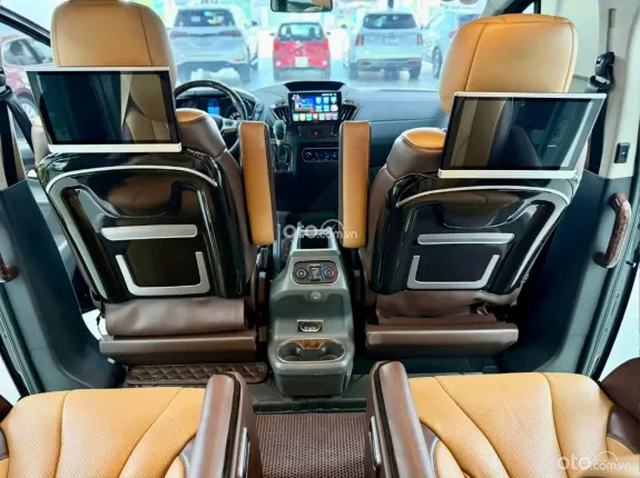 Ford Tourneo Titanium 2020 - Full Option Limousine Đẳng Cấp