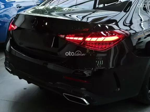 Mercedes-Benz C300 2022 - CBU cá nhân 1 chủ duy nhất
