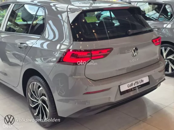 Volkswagen Golf 2025 - Ưu đãi mạnh Cuối năm 2025, Tặng gói Phụ kiện nâng cấp khi gọi Hotline