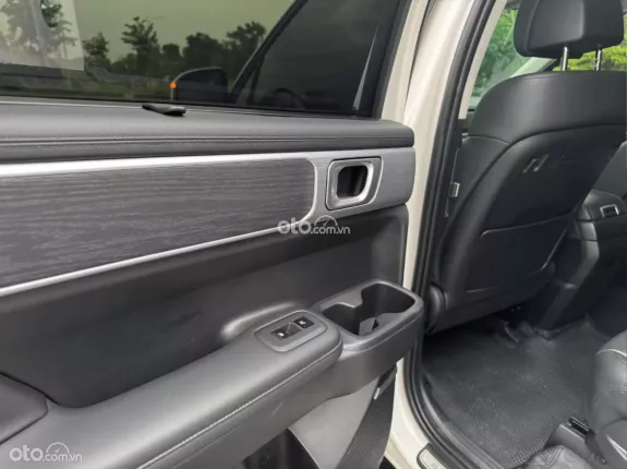 Hyundai Santa Fe Prestige 2024 - Xe chạy 2v km zin - sơn zin cả xe, 1 chủ sử dụng biển Hà nội