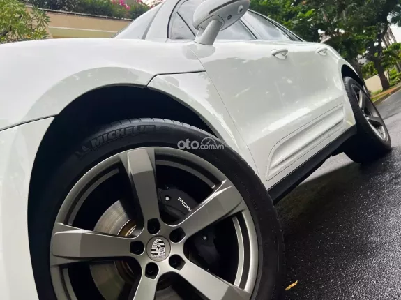Porsche Macan 2.0 AT 2022 - 1 chủ từ đâu cực kỳ giữ gìn