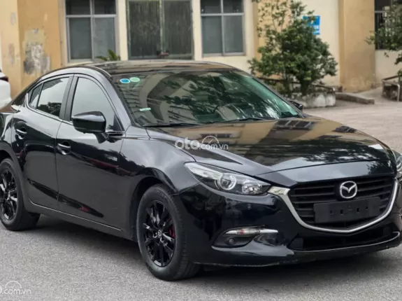 Mazda 3 1.5L Sedan 2018 - Màu đen chạy lướt 4v7 km - Sẵn giao dịch tại HN - Giá cả thương lượng