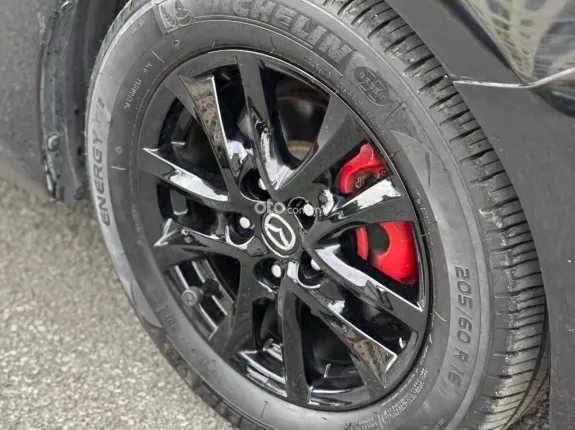 Mazda 3 1.5L Sedan 2018 - Màu đen chạy lướt 4v7 km - Sẵn giao dịch tại HN - Giá cả thương lượng