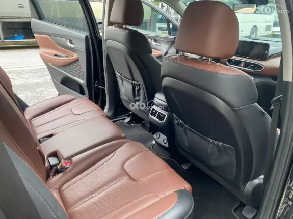 Hyundai Santa Fe 2.4L Xăng Tiêu chuẩn 2022 - Odo 5v km zin - 1 chủ HN