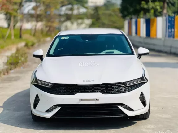 Kia K5 2.0 Luxury 2022 - 1 chủ sử dụng từ đầu odo 6v km - sẵn giao dịch ngay