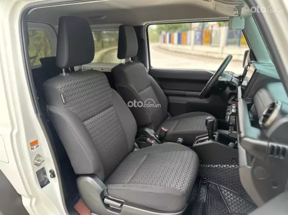 Suzuki Jimny 2024 - Lăn bánh 2v zin siêu mới sẵn giao dịch ngay