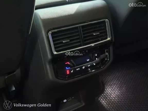 Volkswagen Teramont X 2025 - Nhập khẩu, Hỗ trợ 50% Thuế trước bạ, gói Phụ kiện hấp dẫn khi liên hệ