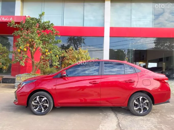 Toyota Vios 1.5 E CVT 2024 - Siêu lướt 1 chủ, Zin tuyệt đối