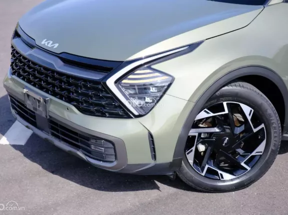 Kia Sportage 1.6 T Signature X-line AWD 2022 - Xe ngoại hình đẹp, động cơ nguyên bản