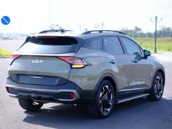 Kia Sportage 1.6 T Signature X-line AWD 2022 - Xe ngoại hình đẹp, động cơ nguyên bản