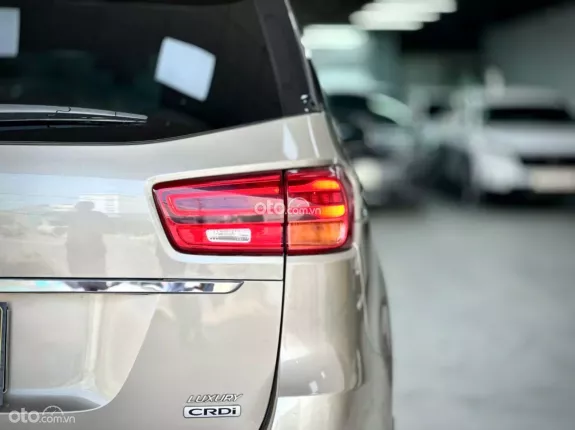 Kia Sedona 2.2 DATH 2020 - MPV cao cấp với nội thất sang trọng