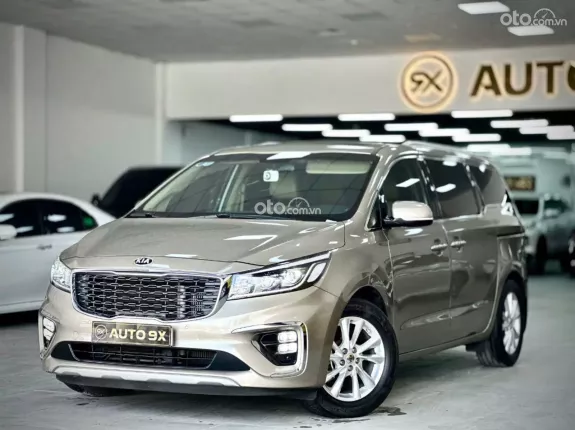 Kia Sedona 2.2 DATH 2020 - MPV cao cấp với nội thất sang trọng