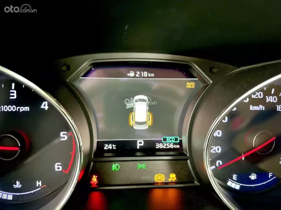 Kia Sedona 2.2 DATH 2020 - MPV cao cấp với nội thất sang trọng