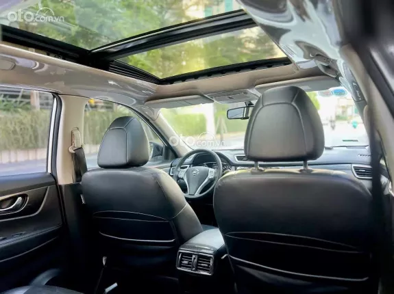 Nissan X trail 2.0 SL 2WD Premium 2018 - Xe 5 chỗ cũ chất lượng, odo thấp tại Hà Nội