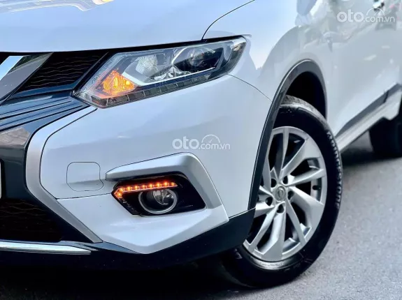 Nissan X trail 2.0 SL 2WD Premium 2018 - Xe 5 chỗ cũ chất lượng, odo thấp tại Hà Nội