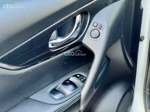 Nissan X trail 2.0 SL 2WD Premium 2018 - Xe 5 chỗ cũ chất lượng, odo thấp tại Hà Nội