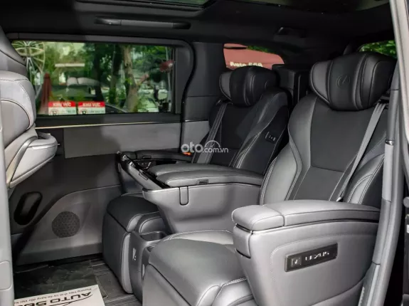 Lexus LM500h 6 ghế 2025 - Lexus LM500h 6 ghế 2025