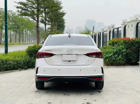 Hyundai Accent 1.4 AT Tiêu chuẩn 2023 - Trắng Ngọc Trinh, Nội thất ĐỘC ĐÁO, Giá Cực Tốt!