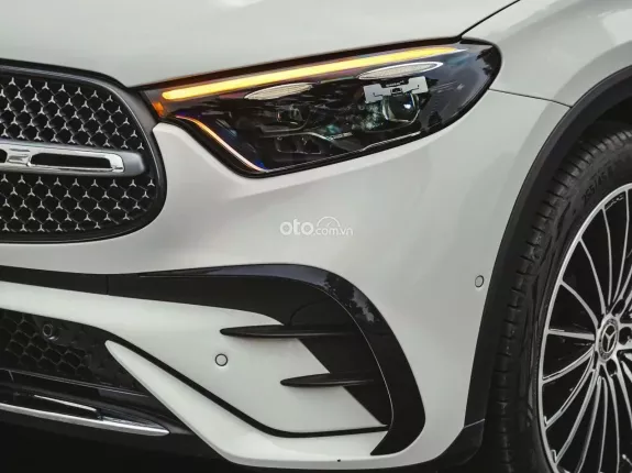 Mercedes-Benz GLC 300 4Matic 2023 - Mercedes GLC300 4Matic 2023 siêu lướt 11.000km cực đẹp