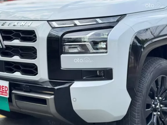 Mitsubishi Triton 4×4 AT 2024 - Xe lướt ít sử dụng, chất lượng như mới