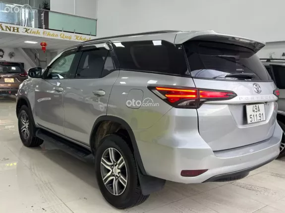 Toyota Fortuner 2.4 MT 4x2 2017 - Xe như mới