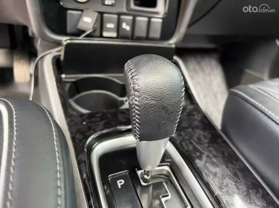 Mitsubishi Outlander 2.0 CVT Premium 2022 - Siêu lướt 58.000km