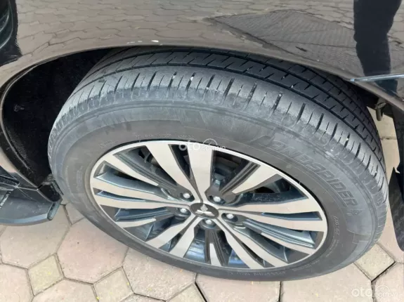 Mitsubishi Outlander 2.0 CVT Premium 2022 - Siêu lướt 58.000km