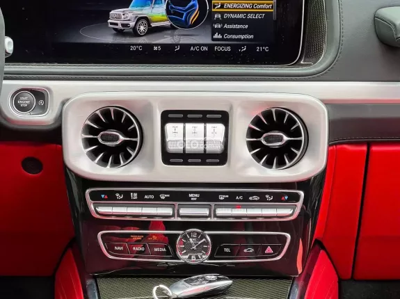 Mercedes-Benz AMG G63 2022 - Siêu phẩm SUV hạng sang màu Blue China Ngọc Trai hiếm có