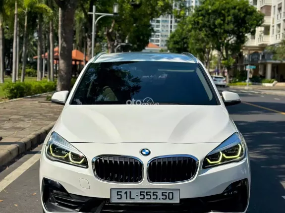 BMW 218i Gran Tourer 2018 - MPV 7 chỗ nhập Mỹ giá hợp lý cho gia đình