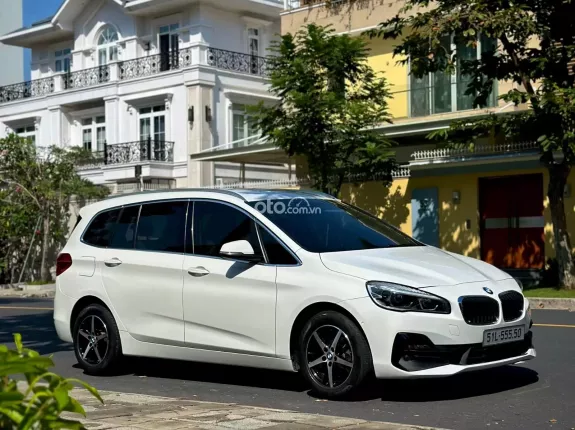 BMW 218i Gran Tourer 2018 - MPV 7 chỗ nhập Mỹ giá hợp lý cho gia đình