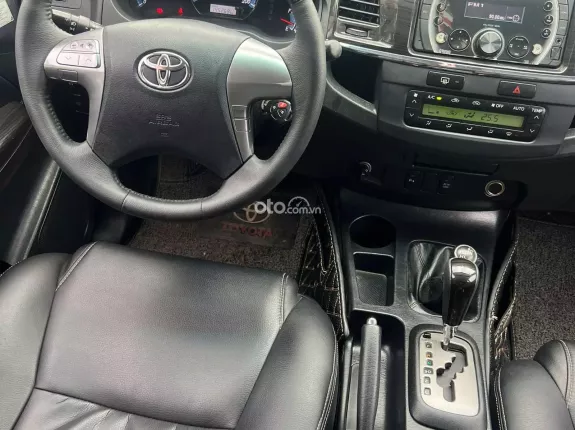 Toyota Fortuner 2.7V TRD 4x4 2014 - Odo 14 vạn km