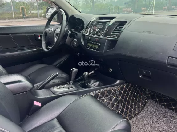 Toyota Fortuner 2.7V TRD 4x4 2014 - Odo 14 vạn km