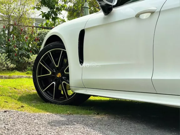 Porsche Panamera 3.0 V6 2018 - Siêu phẩm build đỉnh cao duy nhất tại Việt Nam