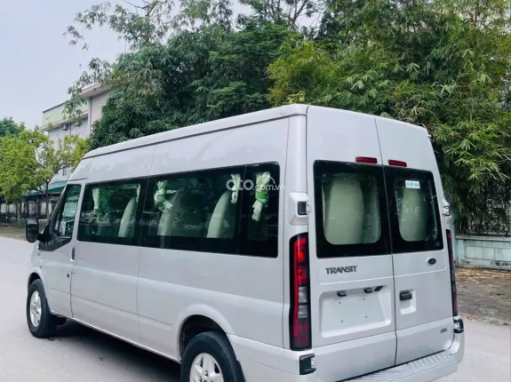 Ford Transit Tiêu chuẩn 2024 - Xe cá nhân sử dụng như mới