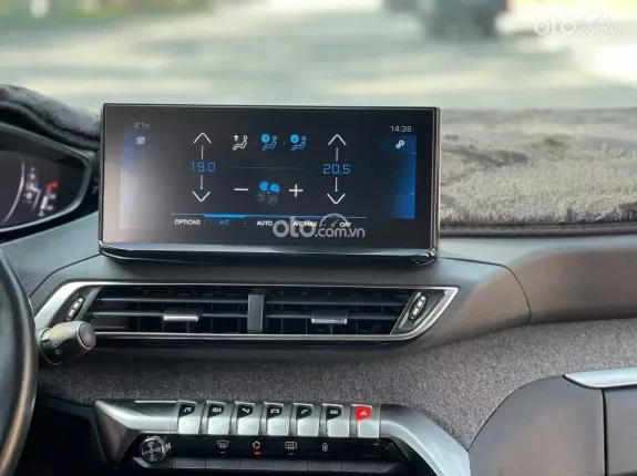 Peugeot 3008 Allure 2023 - New Hàng mới về xin được chào bán ngay