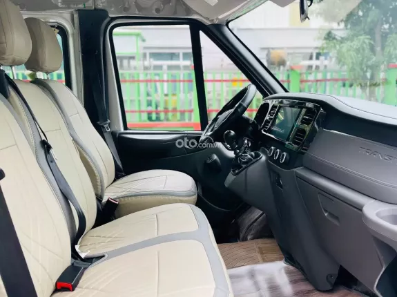 Ford Transit Tiêu chuẩn 2024 - Xe cá nhân sử dụng như mới