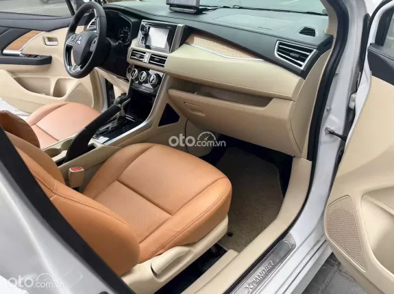 Mitsubishi Xpander 1.5 AT  2018 - Đky 2019 Odo 82.000 km