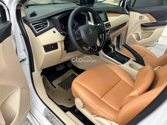 Mitsubishi Xpander 1.5 AT  2018 - Đky 2019 Odo 82.000 km